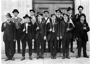 مائة عام علي إعدام "روبرت بول".. مخاطر الحرب الهستيرية