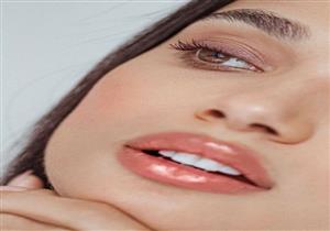 تعرفي على درجة "أحمر الخدود" الموضة هذا العام