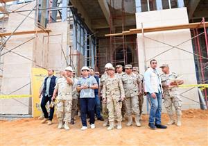 بالصور.. الرئيس السيسي يتفقد مشروعات العاصمة الإدارية الجديدة