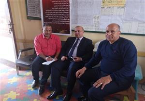 وكيل "تعليم الدقهلية" يتابع امتحانات الشهادة الإعدادية 