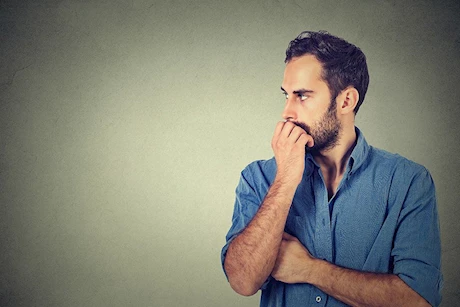 5 علامات تكشف إصابتك باضطرابات نفسية.. احذرها