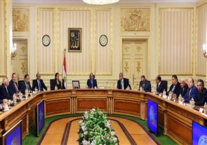 رئيس الوزراء: إعداد قائمة بالمنتجات المستوردة لتصنيعها محليًا- صور