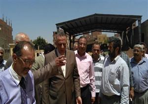 محافظ الجيزة يتفقد عدداً من شون وصوامع تخزين القمح- صور