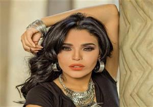 أمينة تتذكر والديها وشقيقتها الكبرى في يوم عرفة: "يا رب تكونوا بتحسوا بينا"