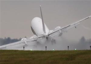  هبوط اضطراري لطائرة ركاب في روسيا بعد عطل أصاب أحد محركاتها
