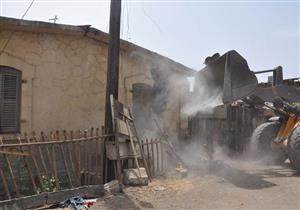 "الجيزة" تزيل عشش السكة الحديد بالبدرشين وتعوض أصحابها