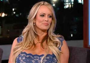 "غرب هوليوود" تكرم الممثلة الإباحية ستورمي دانييلز وتمنحها مفتاح المدينة