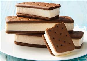 ساندويتش الأيس كريم.. حلوى صحية خفيفة على إفطار رمضان