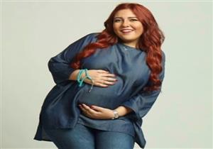 مي كساب تكشف عن موعد ولادتها