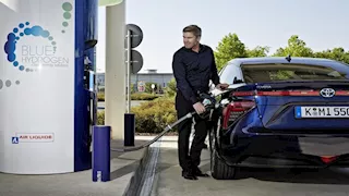 الصين تسعى لإنتاج مليون سيارة تعمل بخلايا الوقود في 2030