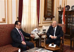 سفير كازاخستان بعد لقائه برئيس جامعة القاهرة: افتتاح قسم للغة الكازاخستانية بكلية الآداب 