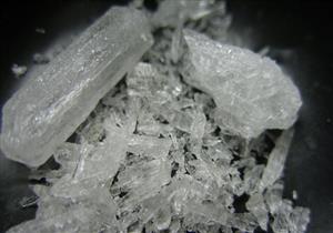 ضبط 12 لفافة "شابو" و430 ألف جنيه بحوزة حاصل على ليسانس لغة عربية بسوهاج