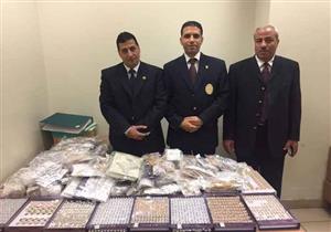 ضبط مشغولات ذهبية صينية بـ400 ألف جنيه في مطار القاهرة