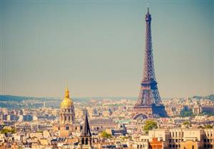 باريس.. مدينة الحب والرومانسية وكذلك القمامة