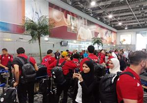 الصور الأولى لوصول المنتخب القومي مطار القاهرة الدولي