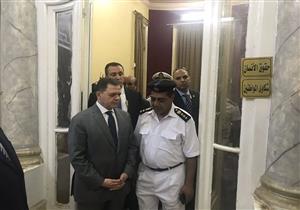 وزير الداخلية يتفقد قسم قصر النيل.. ويشدد على حسن معاملة المواطنين