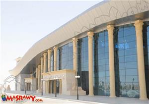 مطار سوهاج يحتفل بعيد الشرطة بصالات السفر والوصول