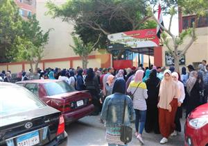 التعليم: الشرطة تلقي القبض على طالبة هربت بكراسة الامتحان 