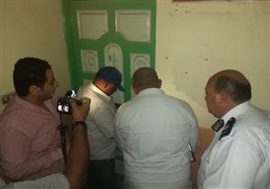 بالصور- تشميع 12 عيادة طبية دون ترخيص في الأقصر