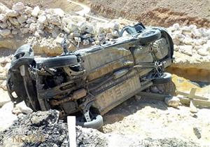 إصابة 11 في انقلاب سيارة ملاكي على طريق "قنا - سفاجا"