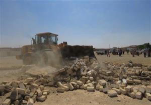 بالصور- إزالة تعديات على 22 ألف متر أملاك دولة في حملة بأسوان