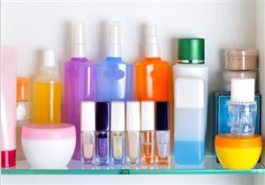 نظفي حوض الاستحمام بالشامبو.. هكذا تستفيدين من منتجات البشرة والشعر منتهية الصلاحية