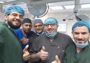 قصة "صدفة" قادت الطفلة "رقية" لإجراء جراحة نادرة بمصر