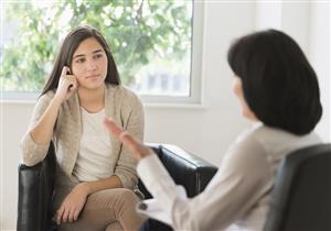 7 أعراض تستدعي زيارة طبيب النساء