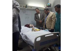 رئيس جامعة المنوفية يزور الطفلة ضحية الخطأ الطبي بمستشفى عام