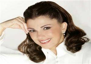 بالصور-ماجدة الرومي بإطلالة "تراثية" في مهرجان الأرز الدولي 