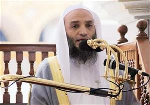 خطيب المسجد الحرام يحذر من الأفكار الإلحادية: تتسلل عبر وسائل التواصل الاجتماعي