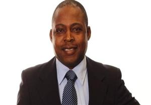 إيقاف نجم زامبيا السابق كالوشا بواليا لعلاقته بالقطري بن همام