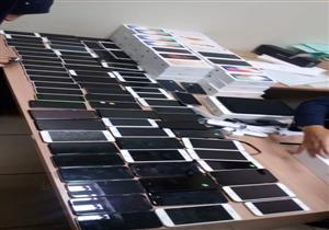 إحباط محاولة تهريب هواتف محمولة بـ159 ألف جنيه من جمارك مطار الأقصر