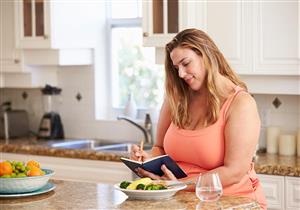 دون ريجيم أو رياضة.. 10 طرق لفقدان الوزن