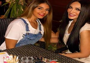 سالي عبدالسلام تتضامن مع "فتاة التجمع": "اترفدت من شغلها"