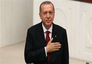 بعد مطالبته بمقاطعة المنتجات الأمريكية.. أردوغان يتحدث لشعبه عبر "آيفون"