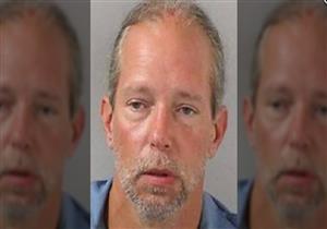 القبض على أمريكي رمى "بسكويت" على حبيبته السابقة