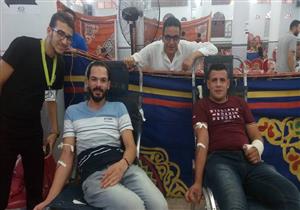 بالصور- أهالي "شبرا النخلة" بالشرقية يتبرعون بـ1319 كيس دم 