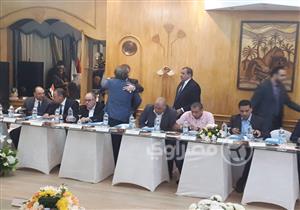 بالفيديو.. كواليس "غضب" كرم كردي من وزير الرياضة بسبب مرتضى منصور  