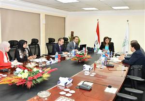 التخطيط تبحث سبل التعاون المشترك مع المعهد العالمي للنمو الأخضر