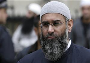 دعا الملكة لارتداء البرقع.. بريطانيا تفرج عن "داعية مؤيد لداعش"