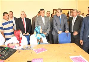 بالصور- وزير القوى العاملة يزور مركز التدريب المهني في البحيرة