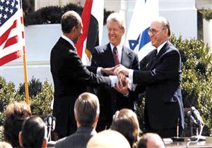 بالصور| لأول مرة.. "الاستعلامات" تنشر وثائق اتفاقية كامب ديفيد 