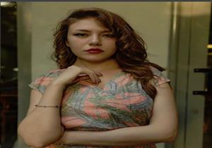 رحمة حسن في جلسة تصوير بإطلالة هادئة