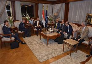 "مميش": الاتفاق على تنفيذ محطة لتداول السيارات في ميناء شرق بورسعيد