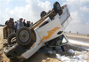 بالأسماء.. مصرع مواطن وإصابة 7 آخرين إثر انقلاب سيارة بالوادي الجديد