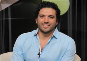 بالفيديو.. حسن الرداد يُغنى لعمرو دياب "علم قلبي الغرام"