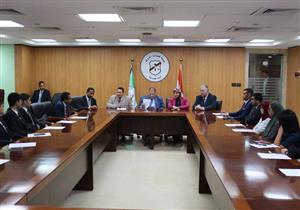 صور| هيئة قضايا الدولة تستقبل طلبة كلية القانون بالأكاديمية العربية