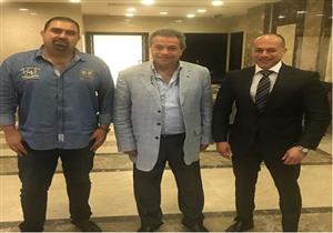 توفيق عكاشة يتعاقد مع "الحياة" لمدة 3 سنوات