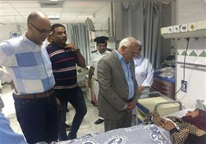بالصور.. محافظ بورسعيد يطمئن على مصابي حادث "أتوبيس العمال"